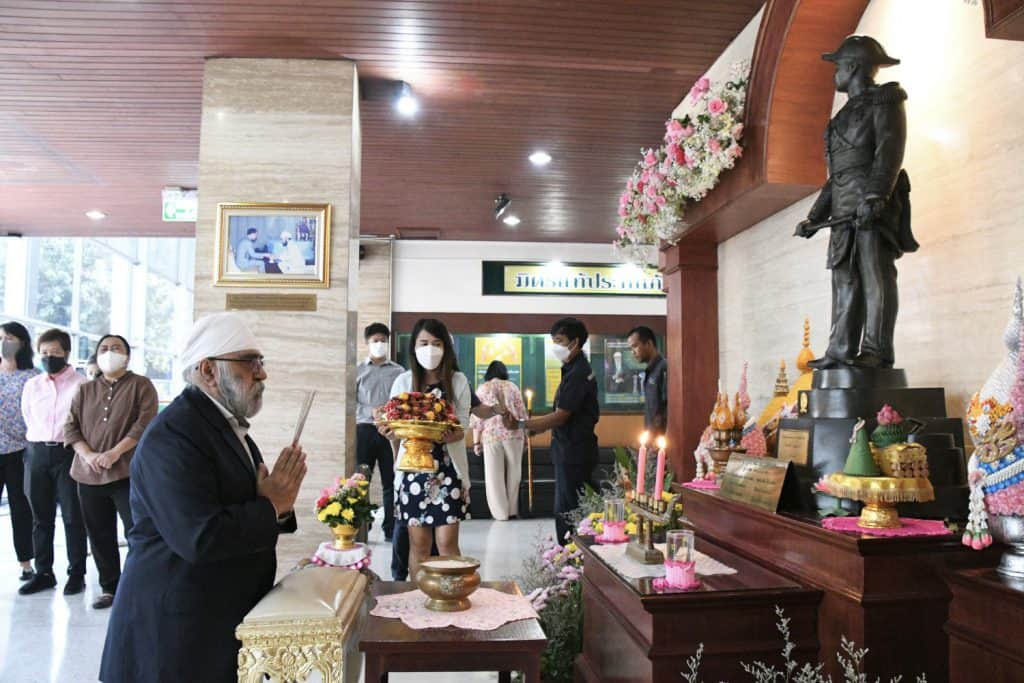 Mittare Rama5 Prayers at HQ