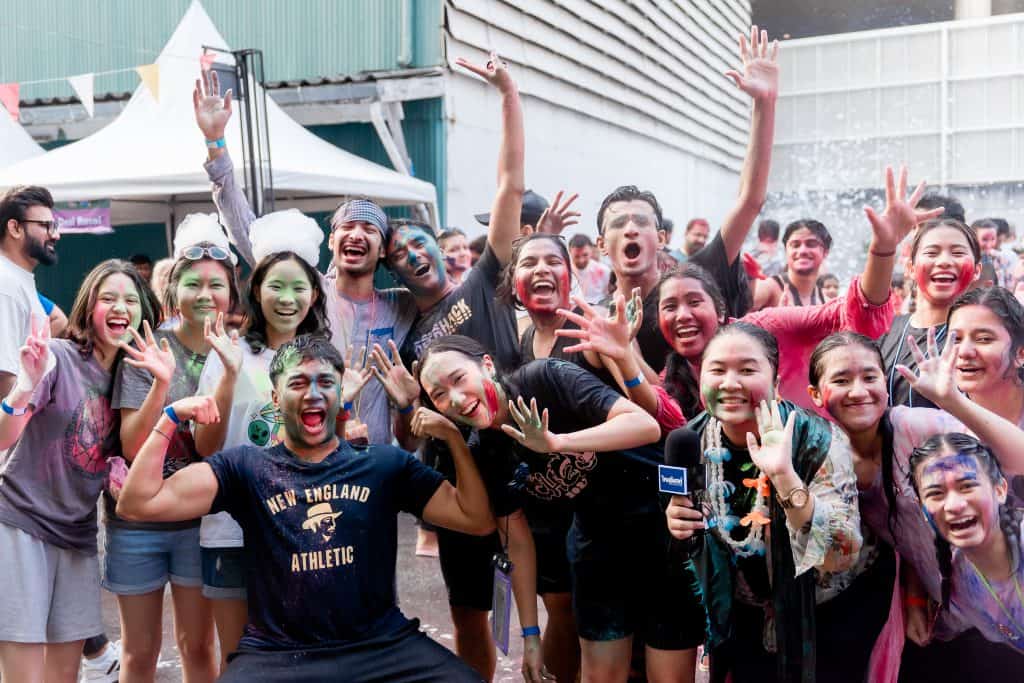 Mittare Holi Songkran