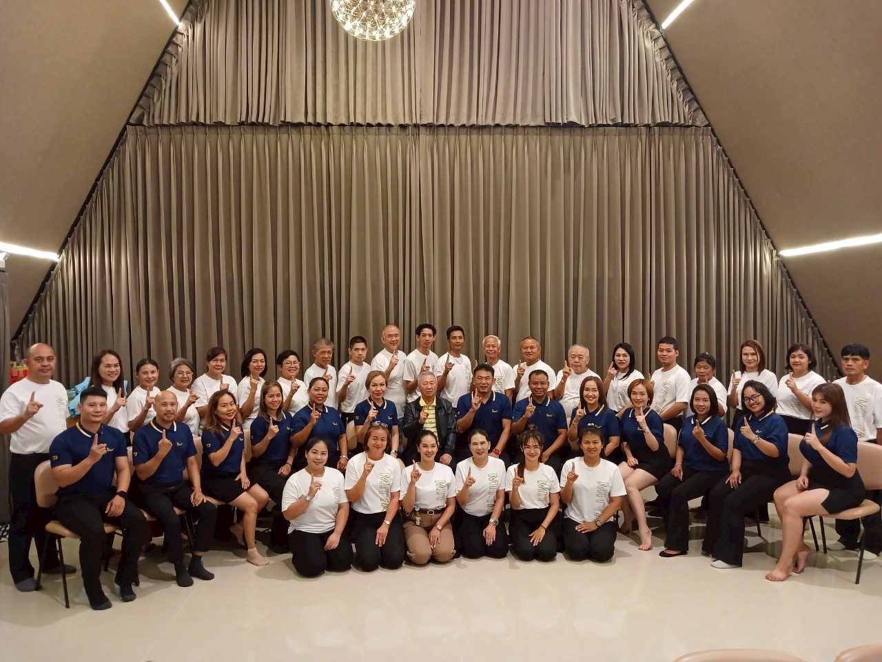 มิตรแท้ประกันภัย โดยทีม MT4 จัดอบรม “วิทยากรมืออาชีพ รุ่นที่ 5 The One Team” ยกระดับผู้นำ สร้างทีมอย่างยั่งยืน ก้าวสู่วิทยากรมืออาชีพอย่างแท้จริง